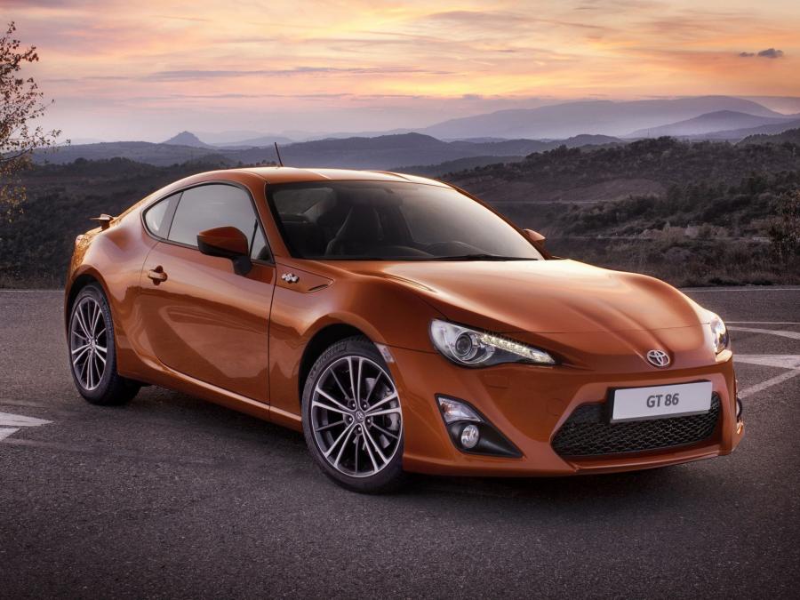 Toyota GT 86 2011 года  (фото 21 из 22)